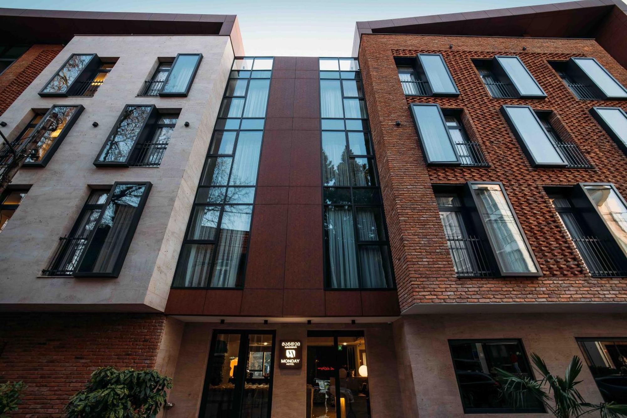 Hotel Monday By Dnt Group Tiflis Exterior foto