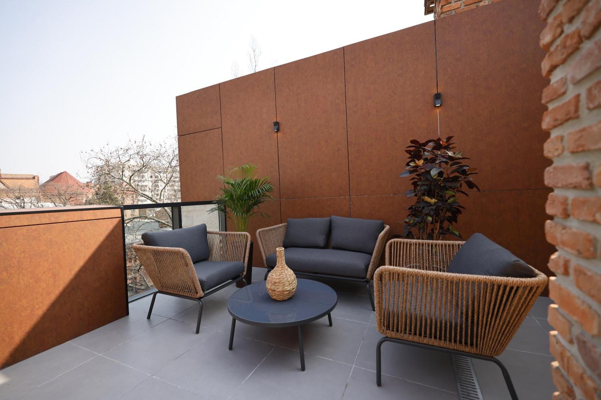 Hotel Monday By Dnt Group Tiflis Exterior foto
