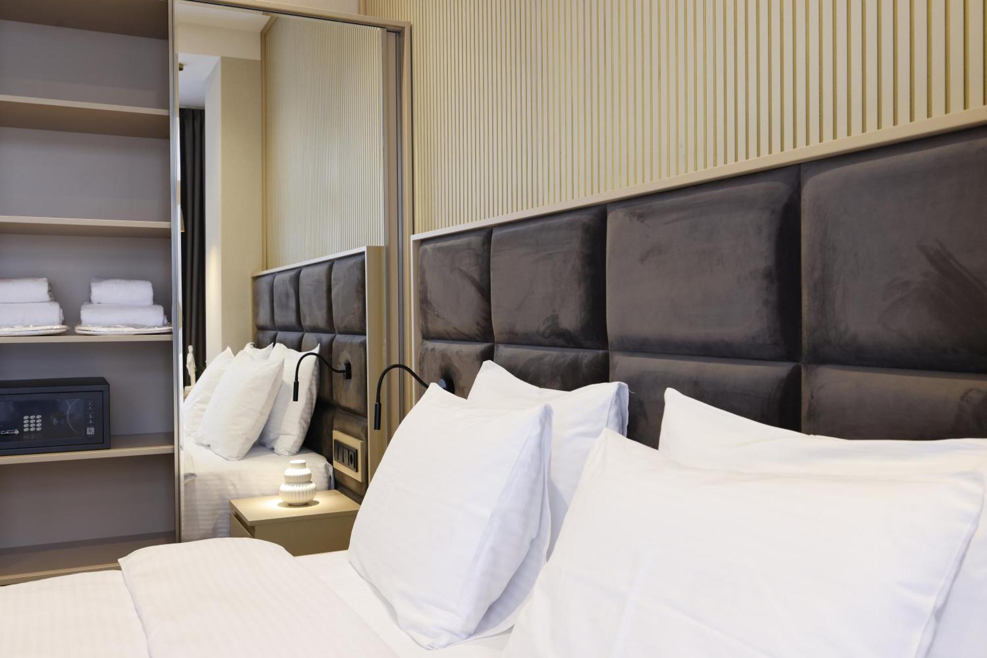 Hotel Monday By Dnt Group Tiflis Exterior foto